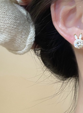 然后我们跳舞了轻奢小众锆石耳钉