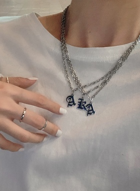 哥特风字母情侣吊坠项链
