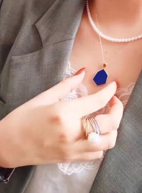 珠宝形状纯银镀金吊坠