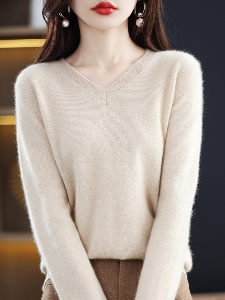 羊毛衫女2025秋季新款V领毛衣宽松显瘦套头长袖羊绒针织打底衫 - 图3