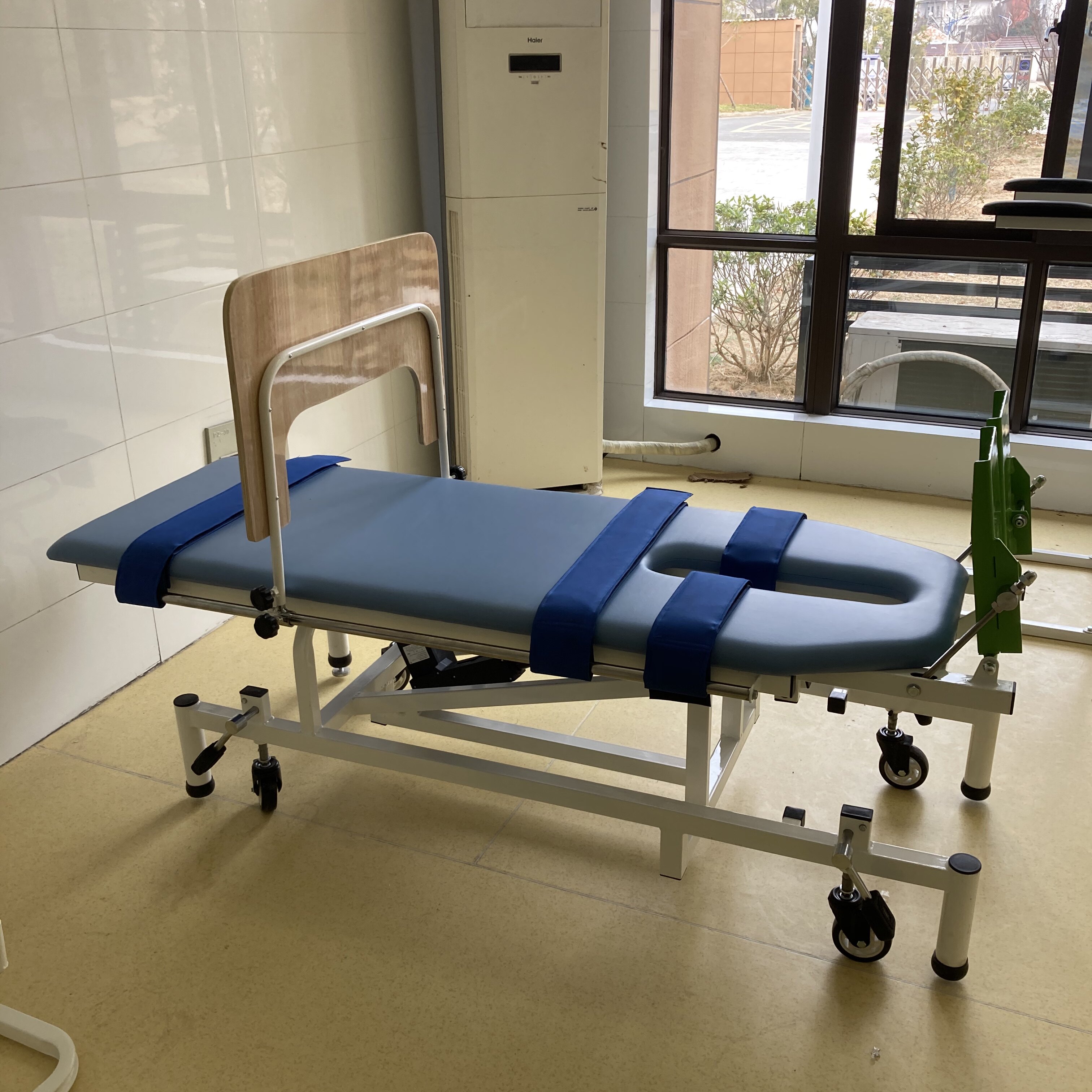 直立床康复训练器材按摩床手法床站立床康复电动医用护理床偏瘫