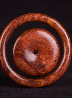 海南黄花梨瘤疤鬼脸纹平安扣手镯