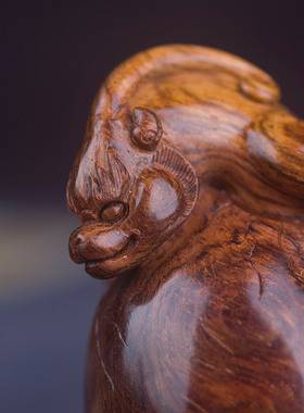 海南黄花梨湘工龙蛋吊坠手把件