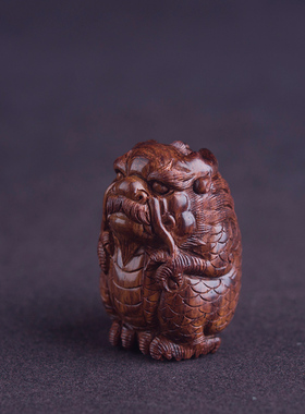 海南黄花梨湘工龙手把件