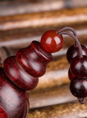 印度小叶紫檀鸡血红金星手串