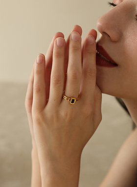 轻奢时尚个性风小众设计女士戒指
