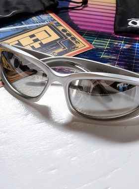 英国单科技感机能风潮人复古墨镜