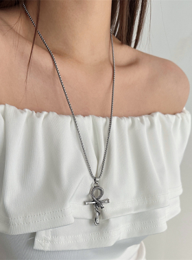 欧美时尚个性蛇形缠绕十字架项链