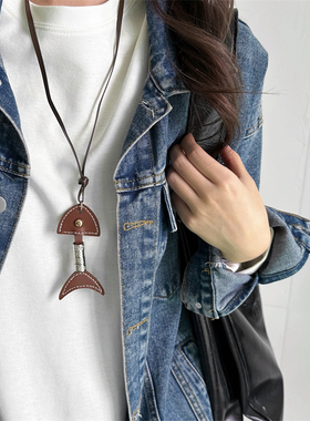 时尚复古风棕色皮质小鱼骨项链