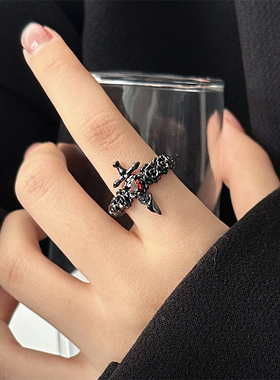 哥特风黑色玫瑰十字架戒指女食指戒小众设计高级感冷淡风开口指环