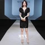 Черное вечернее платье, элитная юбка, блестки для ногтей, французский стиль, яркий броский стиль, легкий роскошный стиль, изысканный стиль