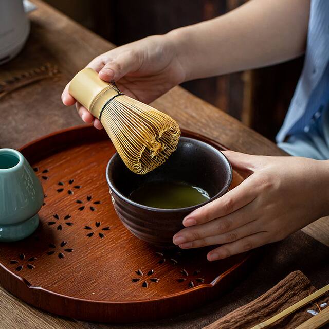 ບ່ວງຊາ, ເຄື່ອງມື matcha, ໄມ້ໄຜ່ທອງແລະໄມ້ໄຜ່ອ່ອນ, ພິທີອົບຊາ latte, ການສັ່ງຊາຊາລາຊະວົງ, ແປງ matcha ເຮັດດ້ວຍມືຢ່າງເຕັມທີ່