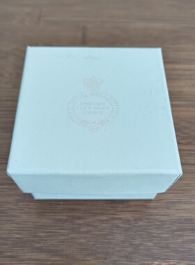 The Royal Collection 皇家收藏 2002英国女王金禧纪念首饰盒原盒