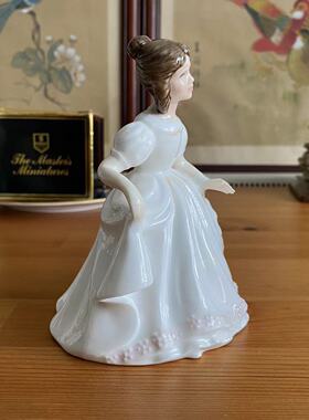 Royal Doulton 皇家道尔顿 1995年 Amanda 收藏家俱乐部手工瓷偶
