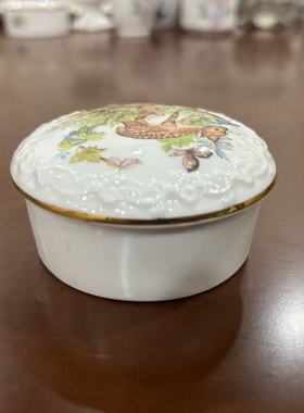 西洋瓷器收藏 英国骨瓷纹饰描金装饰摆件首饰盒 中古瓷罐盖盒