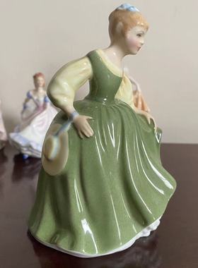 Royal Doulton 皇家道尔顿 1966年 Fair Maiden英国淑女瓷偶瓷娃