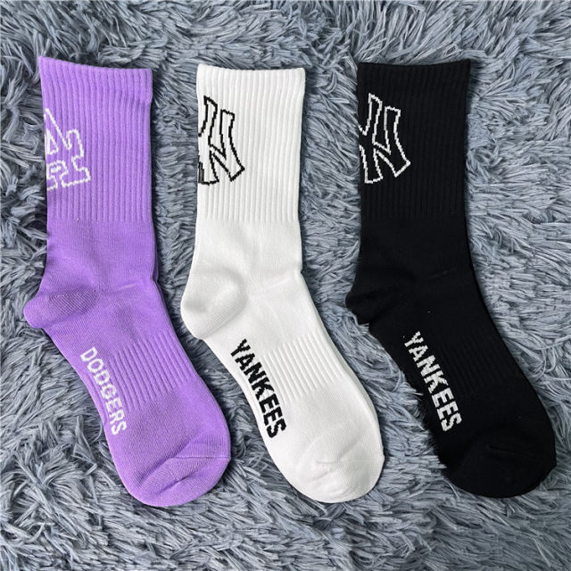 ການຄ້າຕ່າງປະເທດ NY letter socks mid-calf embroidered socks sports