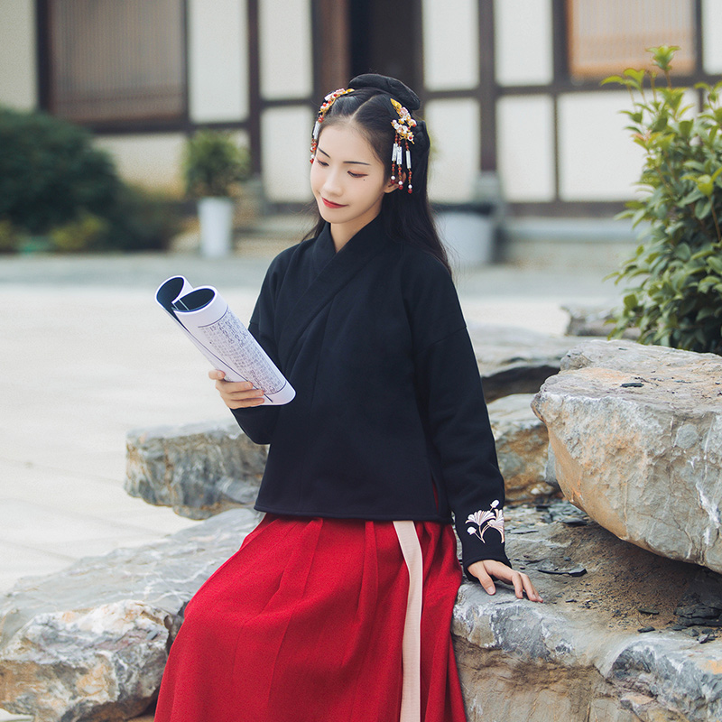汉尚华莲积雪传统汉服女装原创百搭交领中衣窄袖内搭日常三色秋冬 汉尚华莲积雪传统汉服女装原创百搭交领中衣窄袖内搭日常三色秋冬