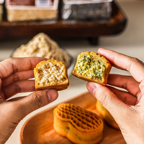 Низкий сахар, соль, арахисовая хрустящая начинка, лунный пирог, яичный желток, мясная нить, паста из красной фасоли, тесто, черный кунжутный материал, выпечка, домашнее коммерческое использование