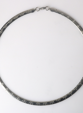 不锈钢女T字压花纹项圈项链扁蛇