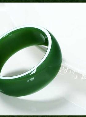 和田色玉碧绿色祖母绿手镯水润加宽加厚碧绿玉手镯子女款送礼时尚