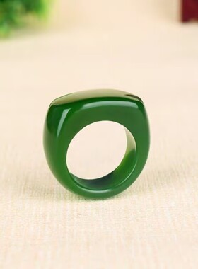 和田色戒指白色玉指环男女款玉石指环碧玉扳指菠菜绿碧玉石高端