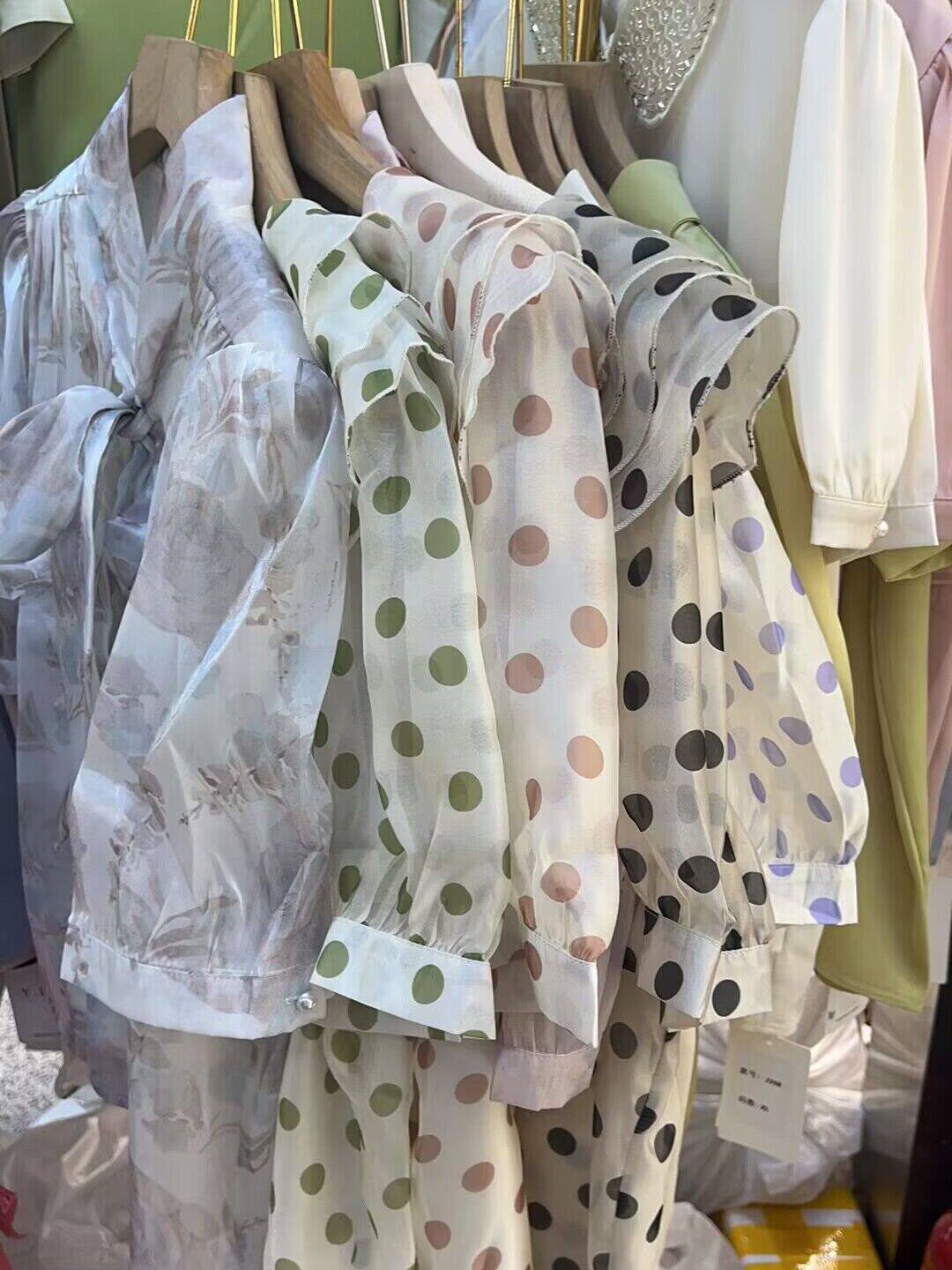 直播专拍链接（不退不换）看清楚下单，扣号下单，拍价格备注序号