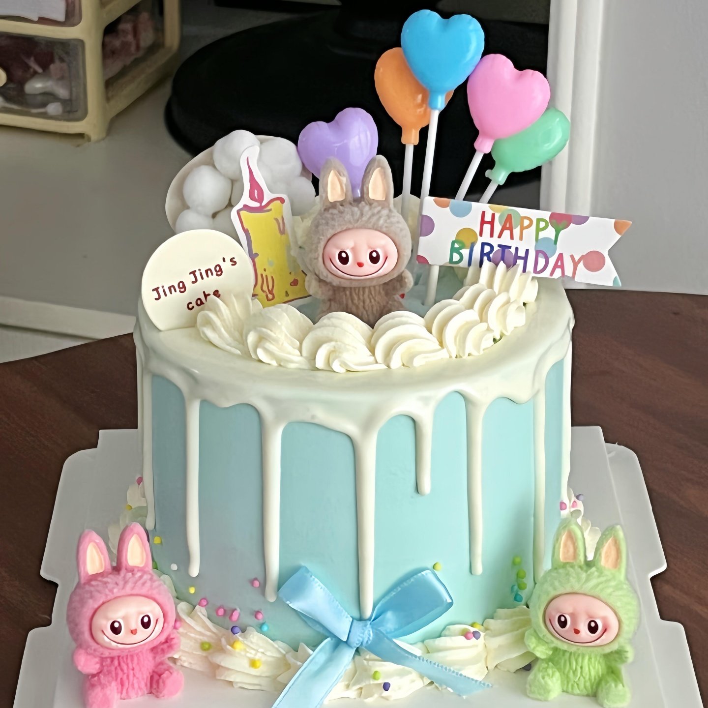 网红拉布布labubu蛋糕装饰摆件坐姿小兔子儿童生日快乐灯甜品插件,淘宝优惠券,粉丝福利购,淘宝优惠卷