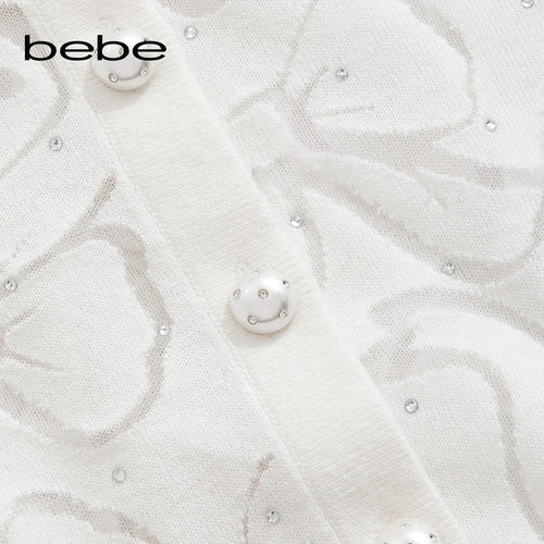 bebe2026秋季新款女士气质千金风花纹装饰针织开衫330601 - 图2
