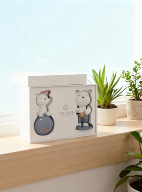 北极星小熊树脂桌面摆件礼盒装