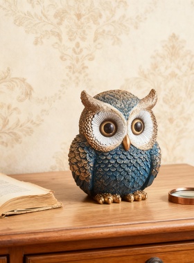 轻奢猫头鹰树脂浮雕桌面摆件