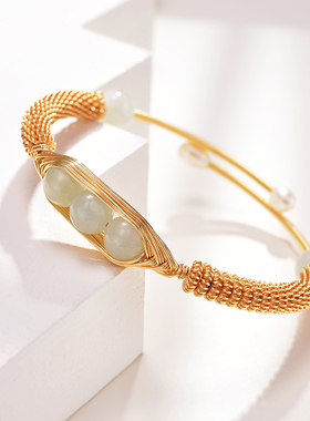 2025年手饰手镯女秋冬新款民族风设计感闺蜜配饰手饰韩国气质网红