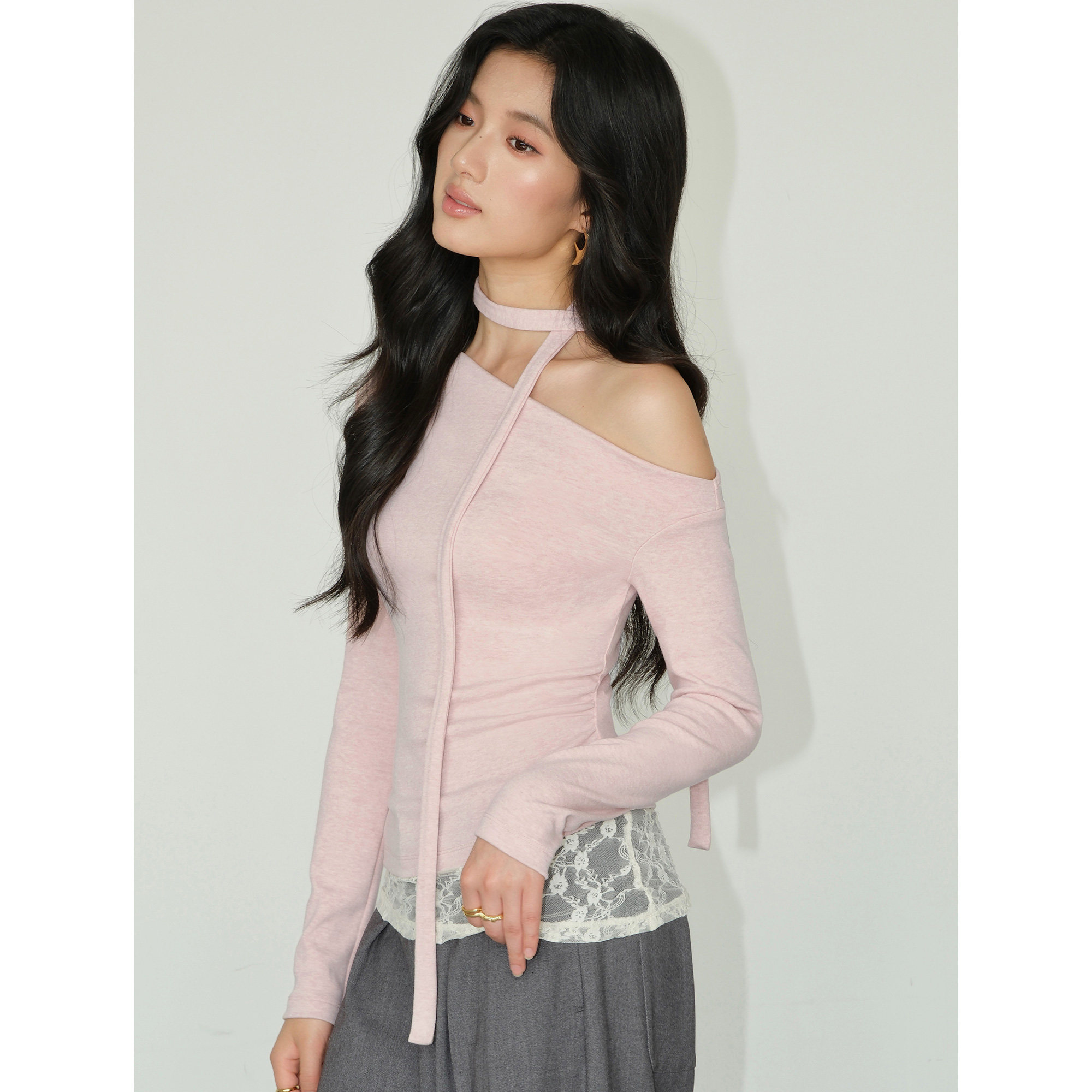 NEVA HU【现货7折】氛围感斜肩针织衫女蕾丝拼接气质飘带打底上衣,淘宝优惠券,粉丝福利购,淘宝优惠卷