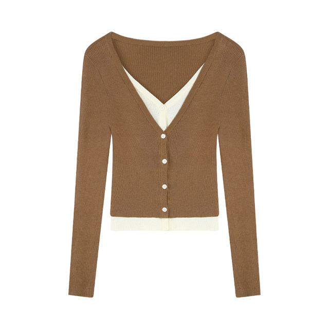 Designed slim fit inner top with contrasting knitted cardigan