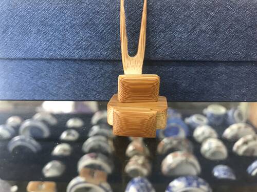 牛骨镶竹绣眼笼用的果叉虫盒 精工果叉老竹两丝果叉虫盒，丝距1.1 - 图0