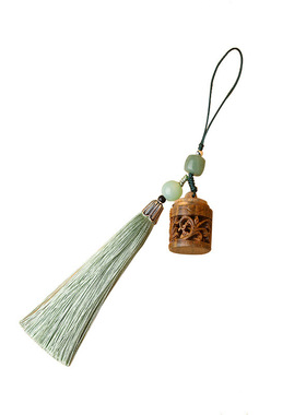 镂空雕刻绿檀木吊坠木流