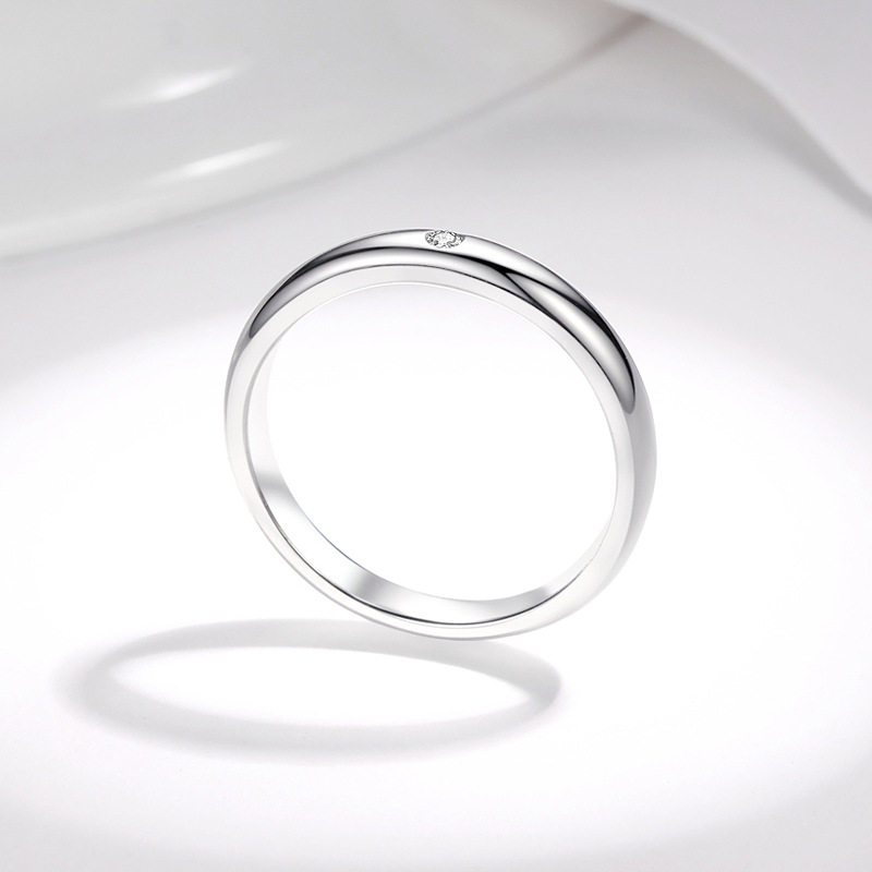 情侣对戒情侣款光面莫桑石钻戒指 戴之梦戒指/指环