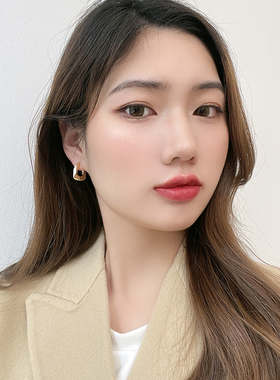 简约金属几何网红博主欧美风冷淡