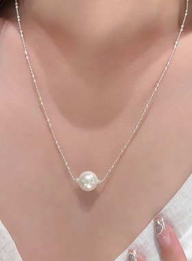 2025夏季法式轻奢高级感珍珠吊坠简约精致项链颈链锁骨链气质女
