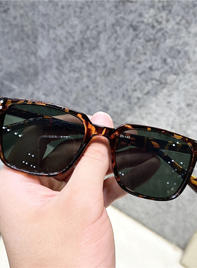 2020新款复古小方框黑色墨镜女小脸眼镜男时尚网红款遮光太阳镜潮