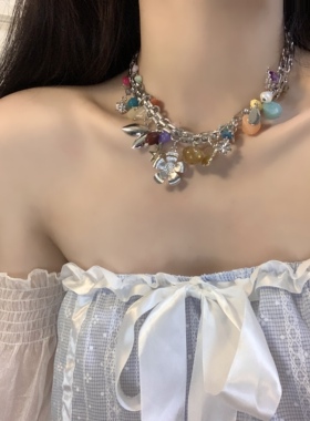 热恋蔷薇花叶天然石彩色锁骨链