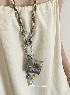 多元素银色抱枕编绳项链女小众设计感朋克长款卫衣链甜酷辣妹配饰