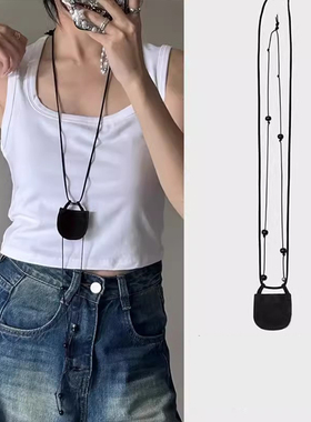 麂皮绒月牙包mini项链女设计感