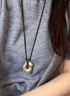 简约小众黑色皮绳抽象几何项链女