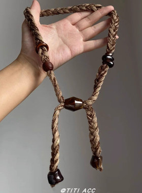 美拉德风单品~复古棕色毛线编绳串珠项链女秋冬新款设计感锁骨链