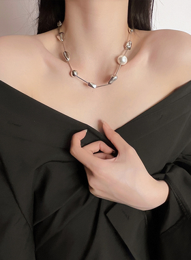 复古气质不规则金属拼接珍珠项链