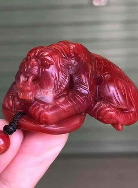 南红玛瑙生肖虎吊坠虎虎生威 柿子红锦红挂件苏工立体雕刻男原创