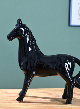 陶瓷黄色马摆件马到成功一对办公室装饰工艺品玄关乔迁礼品招财马