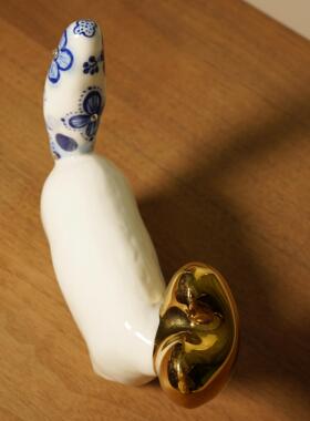 景德镇创意青花瓷小猫咪雕塑摆件艺术品韩国设计师手工作家器礼物