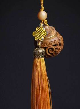 绿檀镂空香囊吊坠扩香器